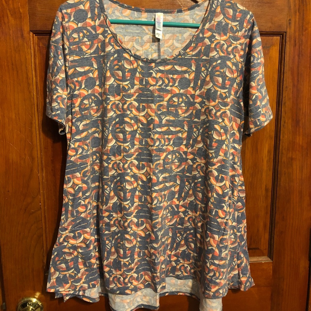 LulaRoe top.